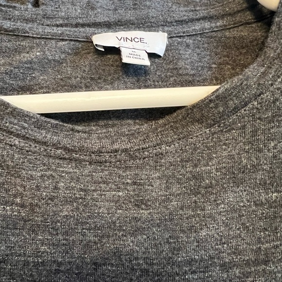 VINCE -Women’s Heathered Black Short Sleeve Tee Shirt Size M - Picture 11 of 11